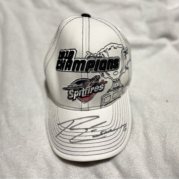 Windsor Spitfires Ryan Ellis NHL Autographed Hat - Picture 2 of 2